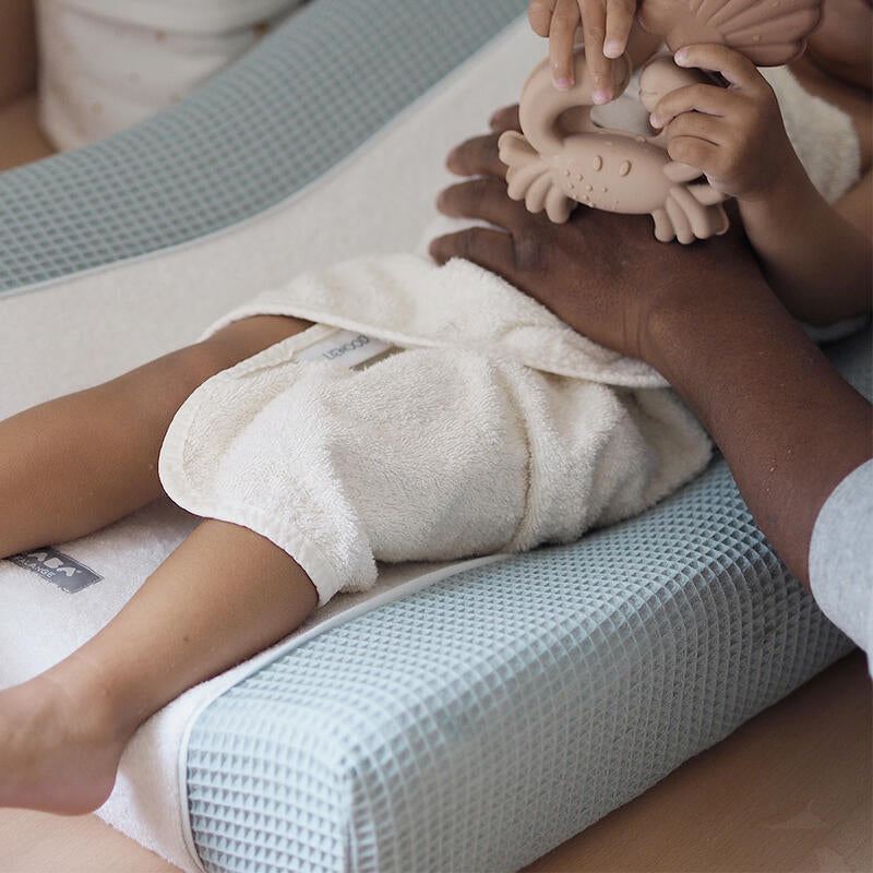 Husa Salteluta de infasat Beaba Sofalange Frosty Green