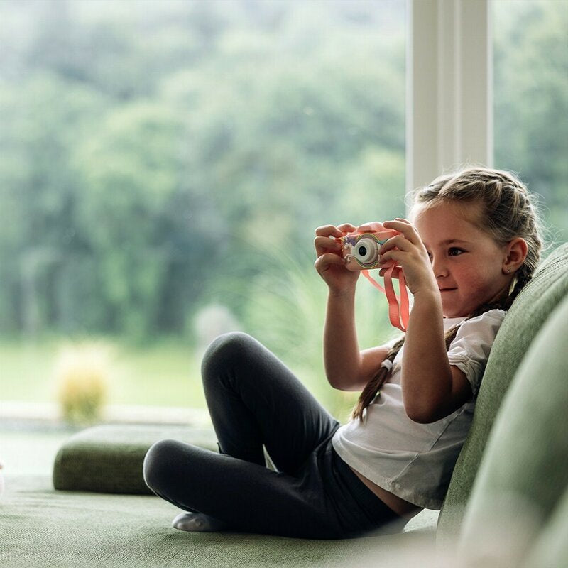 Aparat foto digital pentru copii, Free2Play, Cu functie selfie, Cadre distractive, Cu 6 filtre, Unicorn