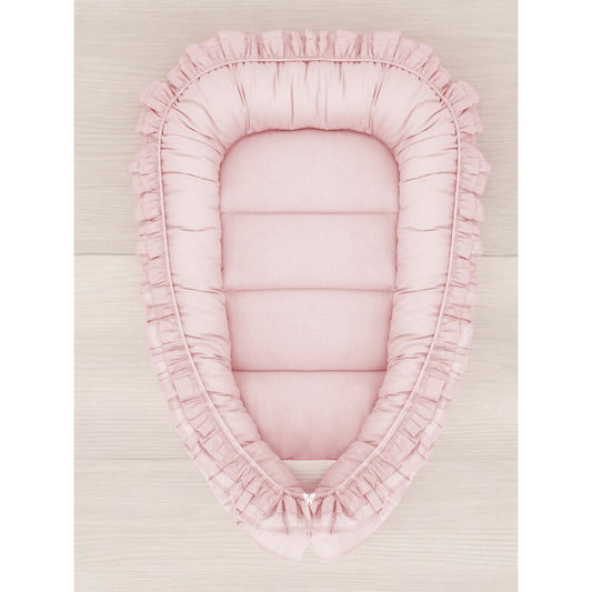 Cosulet bebelus, MimiNu, Pentru dormit, Baby Nest 55 x 75 cm, Cu Volanase, Husa 100% bumbac, Din bumbac certificat Oeko Tex Standard 100, Colectia Royal, Powder Pink