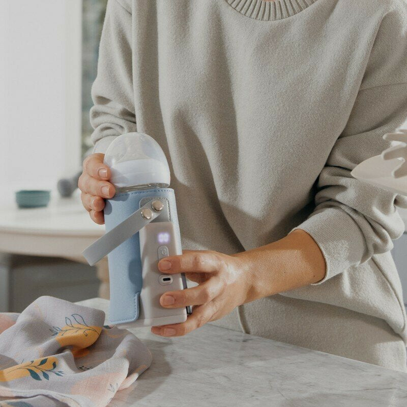 Incalzitor biberoane, Lionelo, ThermUp Go Plus, Portabil, Cu aspect elegant, Temperatura constanta pana la 24 h, Incarcare USB, Bej