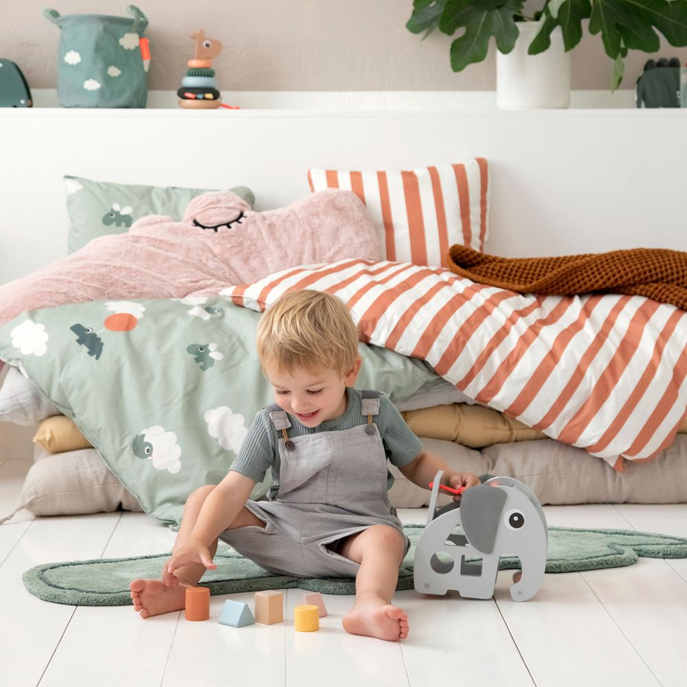 Jucarie de sortat Done by Deer Elphee Grey