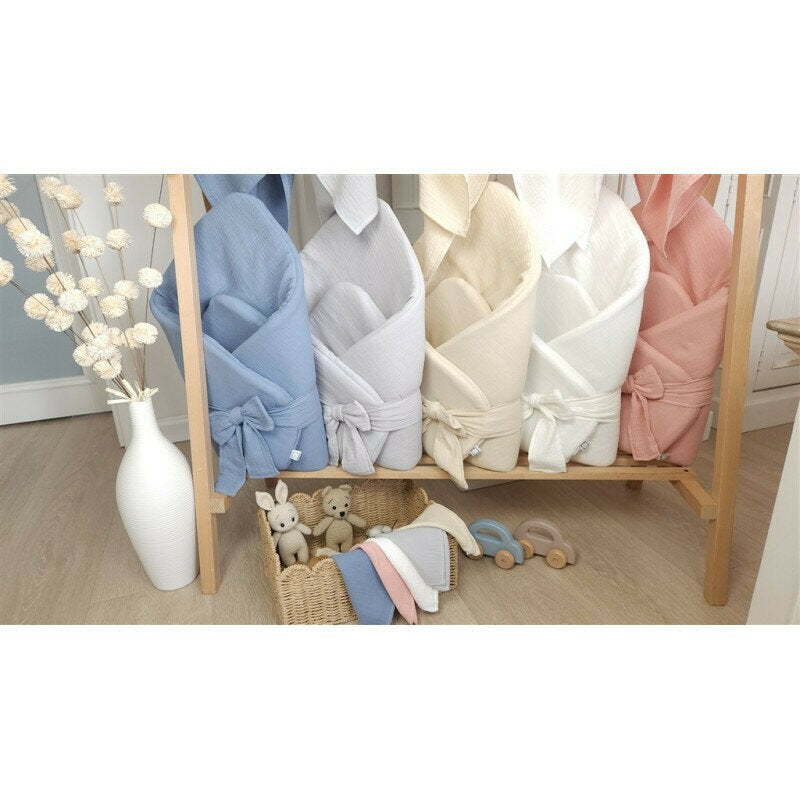 Paturica de infasat, Qmini, Din muselina dubla, Cu inchidere cu panglica, Dimensiune 75x75 cm, Din material certificat Oeko Tex Standard 100, Warm Beige