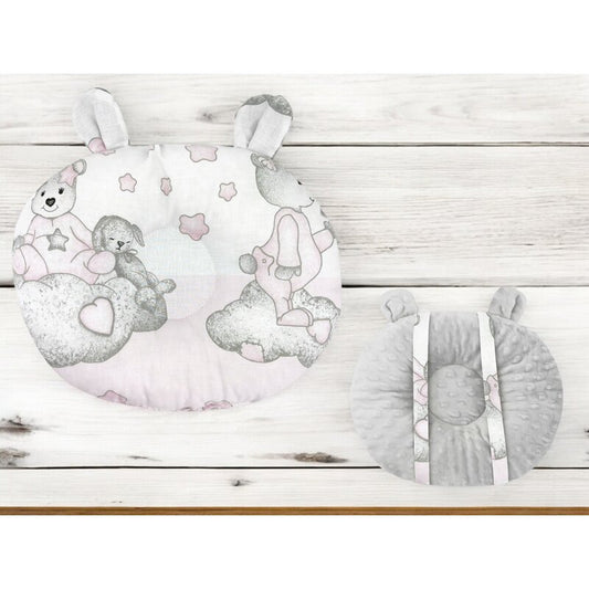 Perna bebelusi, Qmini, Ursulet, Multifunctionala, Cu doua fete, Tesatura pufoasa minky si bumbac, Materiale certificate Oeko Tex Standard 100, 30x23 cm, Minky Teddy Bear with Pink Heart
