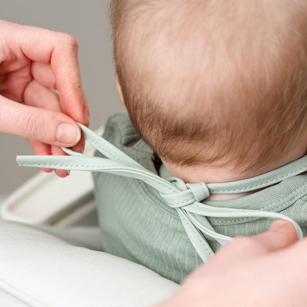 Set 2 Bavetici cu buzunar Done by Deer Croco Green