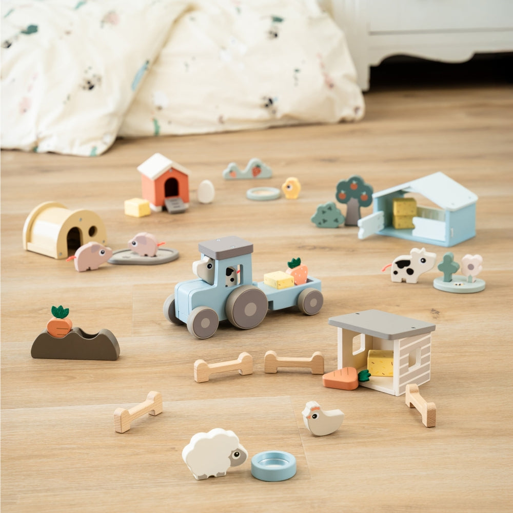 Set de joaca din lemn Tiny Farm Done by Deer Clucky Multicolor