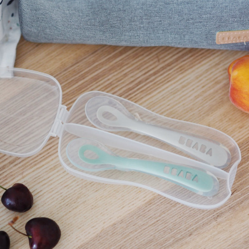Set 2 lingurite din silicon Beaba +8 luni cu cutie de transport