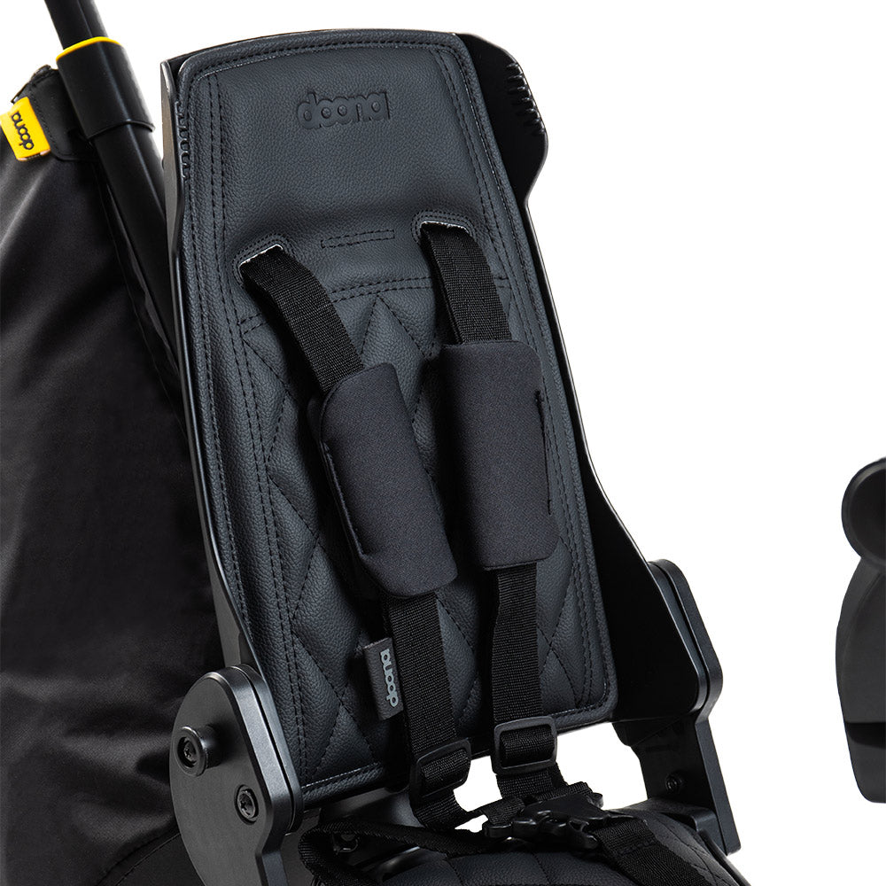 Tricicleta Doona Liki Trike Midnight Editie limitata