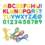 Joc cu sireturi Quercetti Montessori ABC+123 – litere, cifre și șireturi colorate