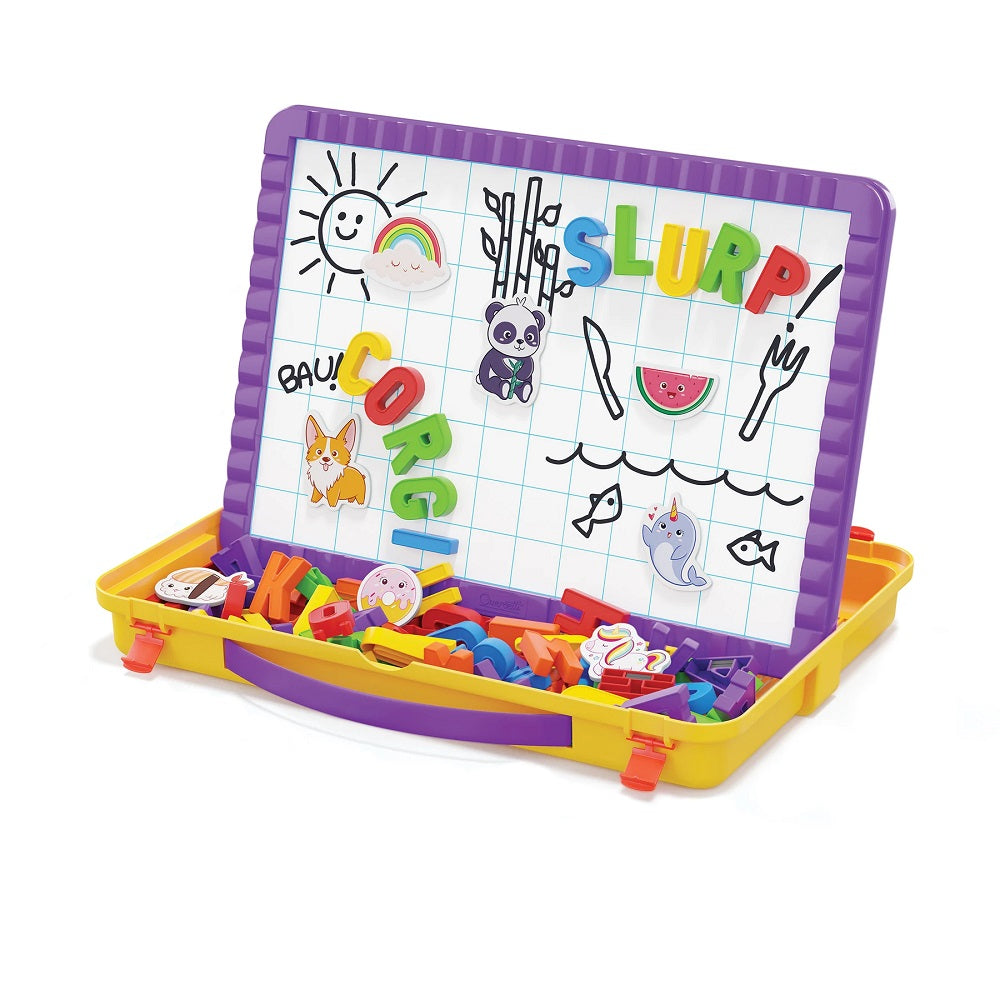 Tabla magnetica Quercetti Magnetino Litere Mari – tablă cu desene, litere și cutie deschisă