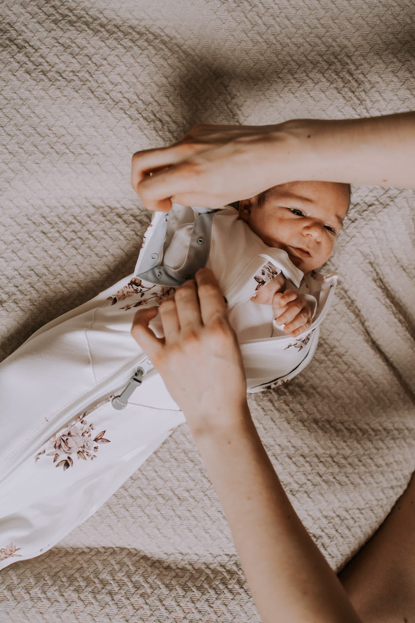 Saculet Swaddle infasat Bebe Bumbac + Caciulita - Second Step