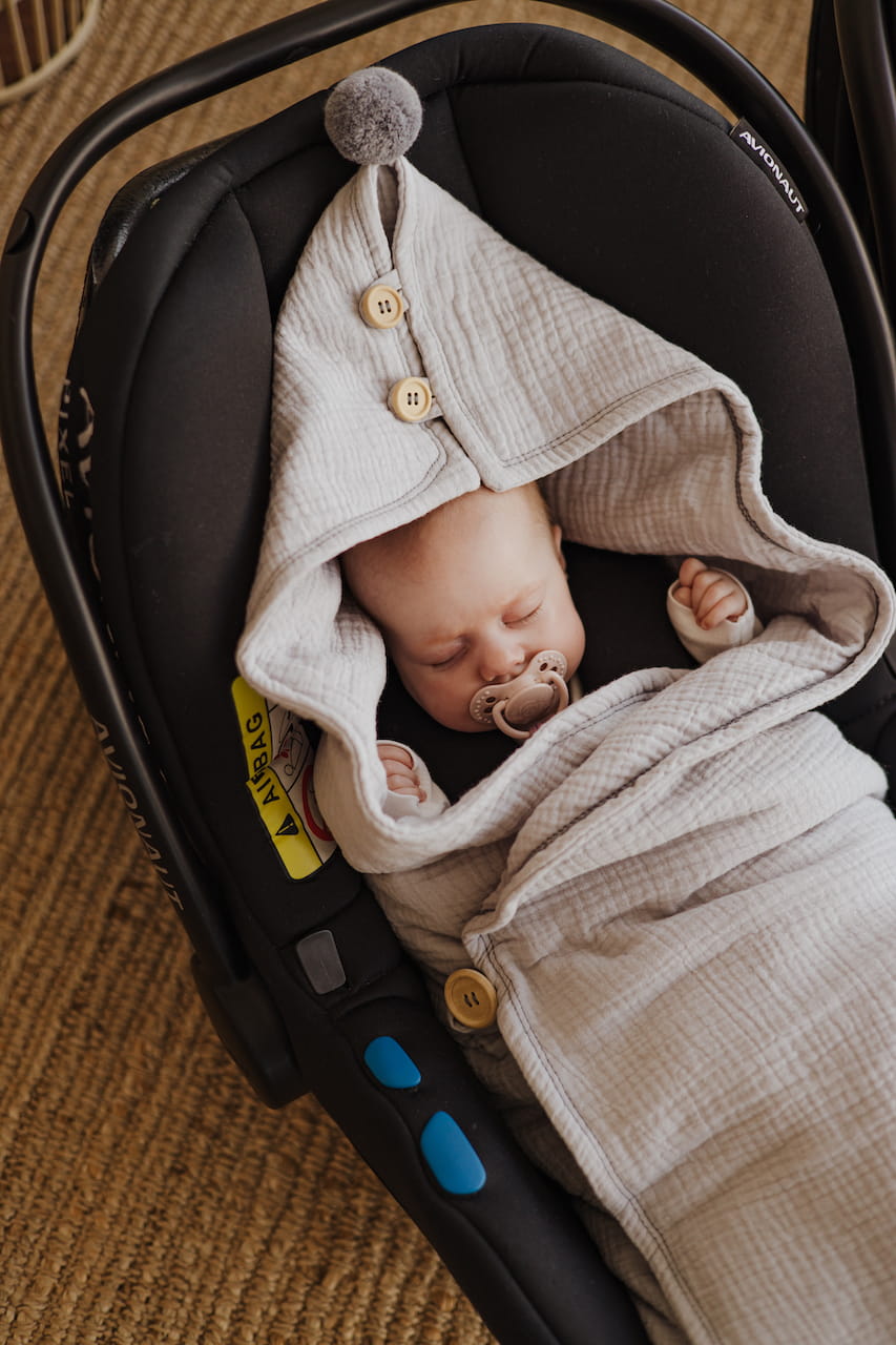 Paturica universala pentru scoica auto Bumbac Muselina 1.5 Tog Sleepee