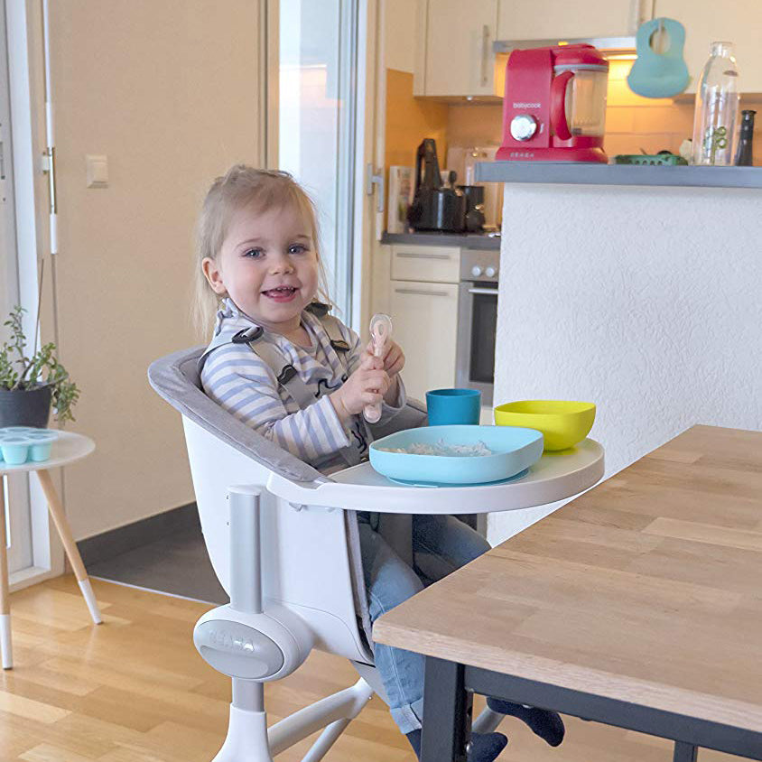 Farfurie silicon cu ventuza bleu