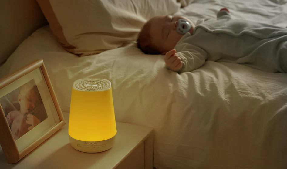 Lampa de veghe si aparat white noise Momcozy SMART 2 in 1