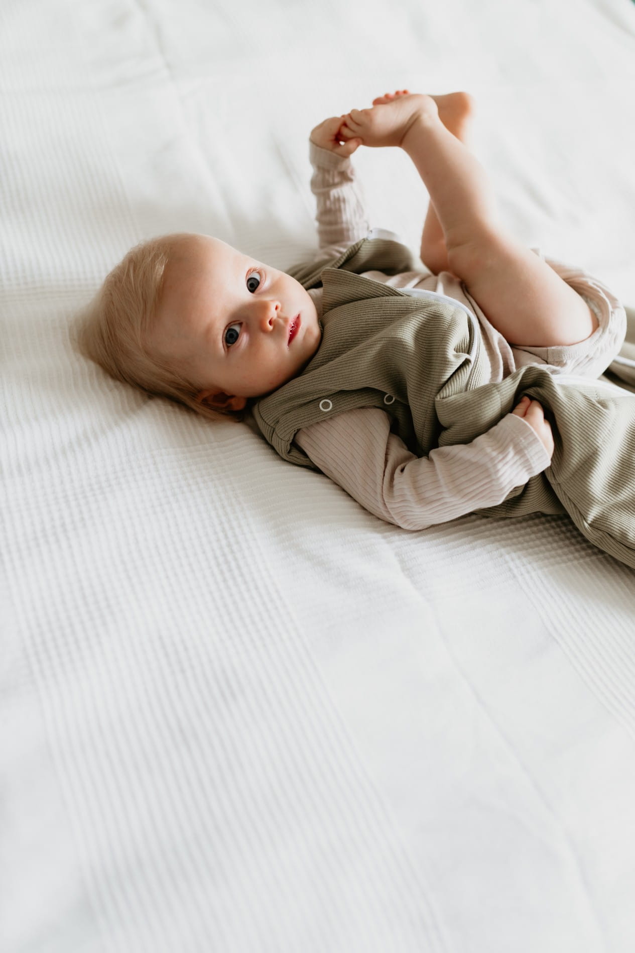 Sac de dormit 2 in 1 Swaddle 2,5 TOG Sleepee
