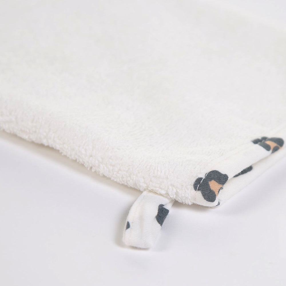 Prosop cu gluga si manusa de baie Childhome Jerse Frotir 80x80 cm, Leopard