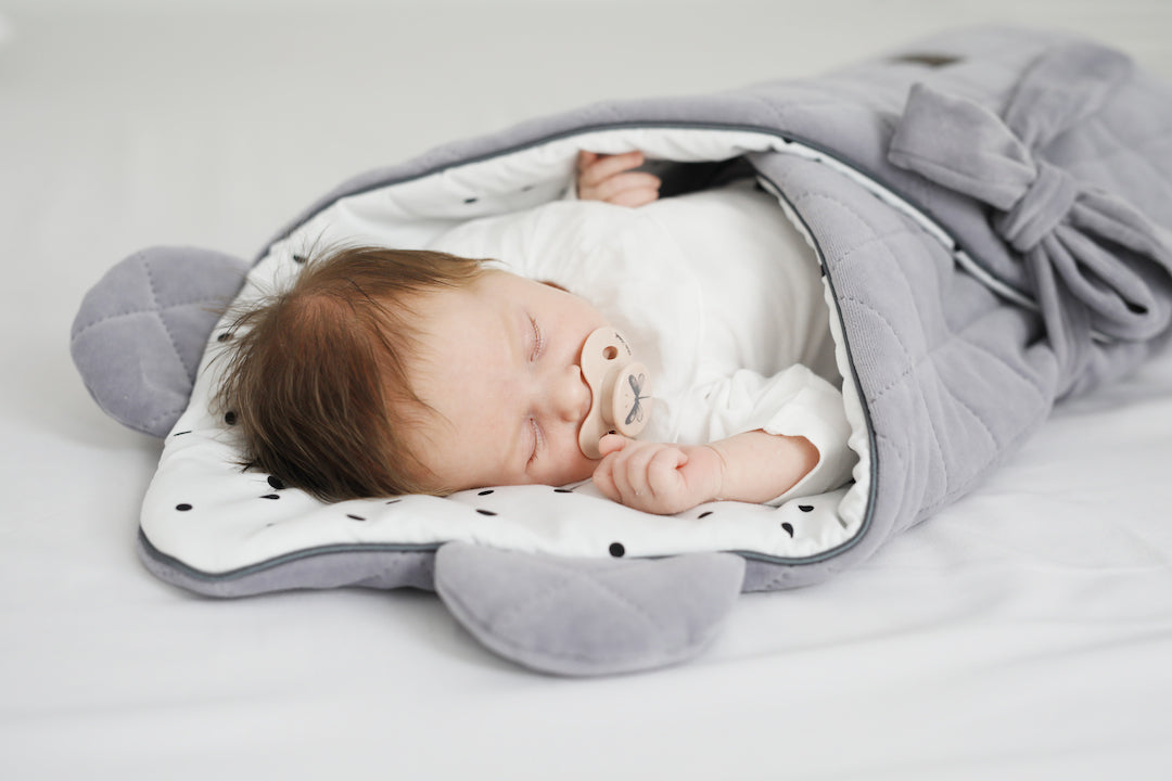 Wrap cu urechi Babyhorn nou nascut - Royal Baby Sleepee