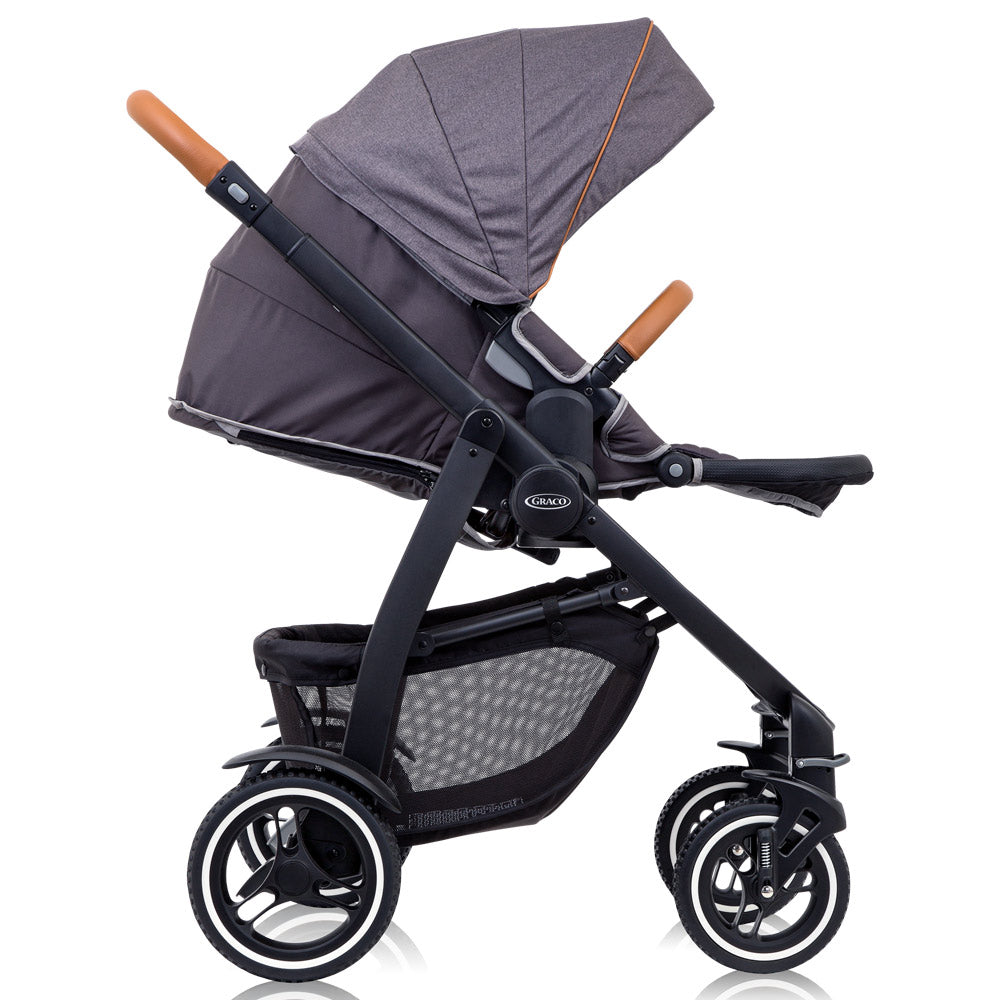 Carucior Graco Evo XT cu roti off-road si parte sport reversibila