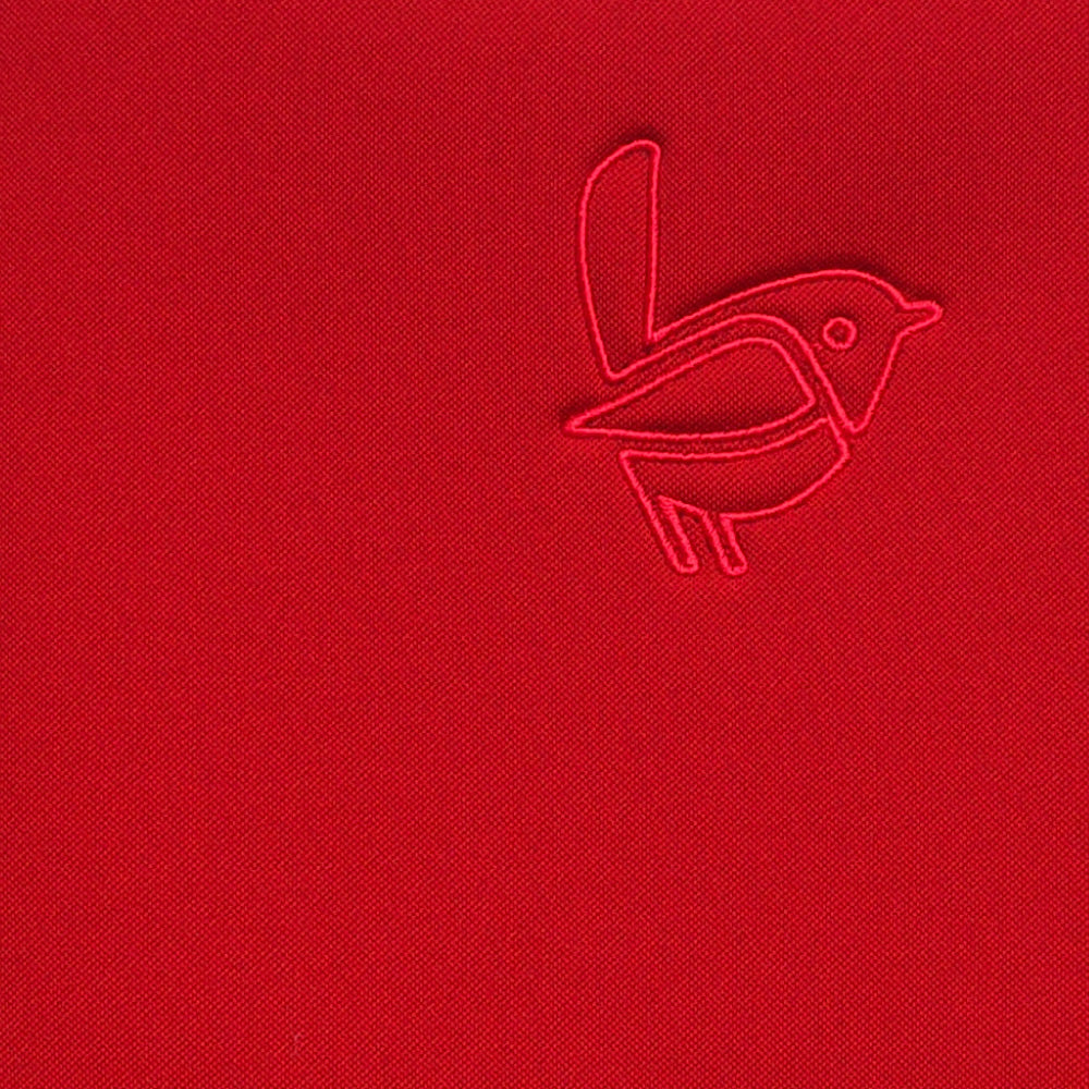Insert scaun auto Avova – Maple Red, detaliu broderie