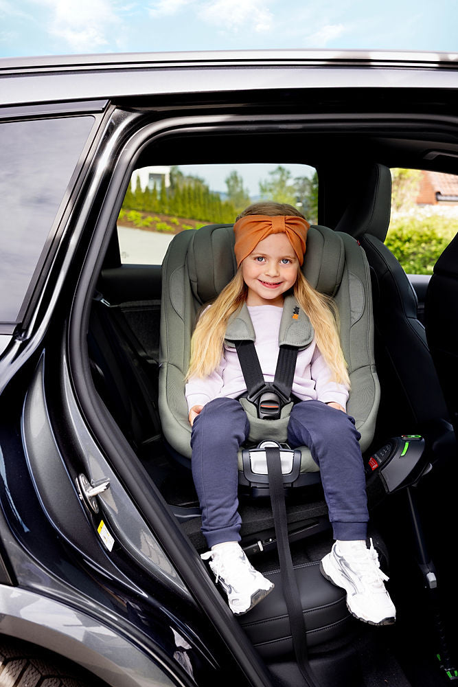 Scaun Auto Copii BeSafe Beyond² Rotativ ISOFIX Rear-Facing până la 6 ani