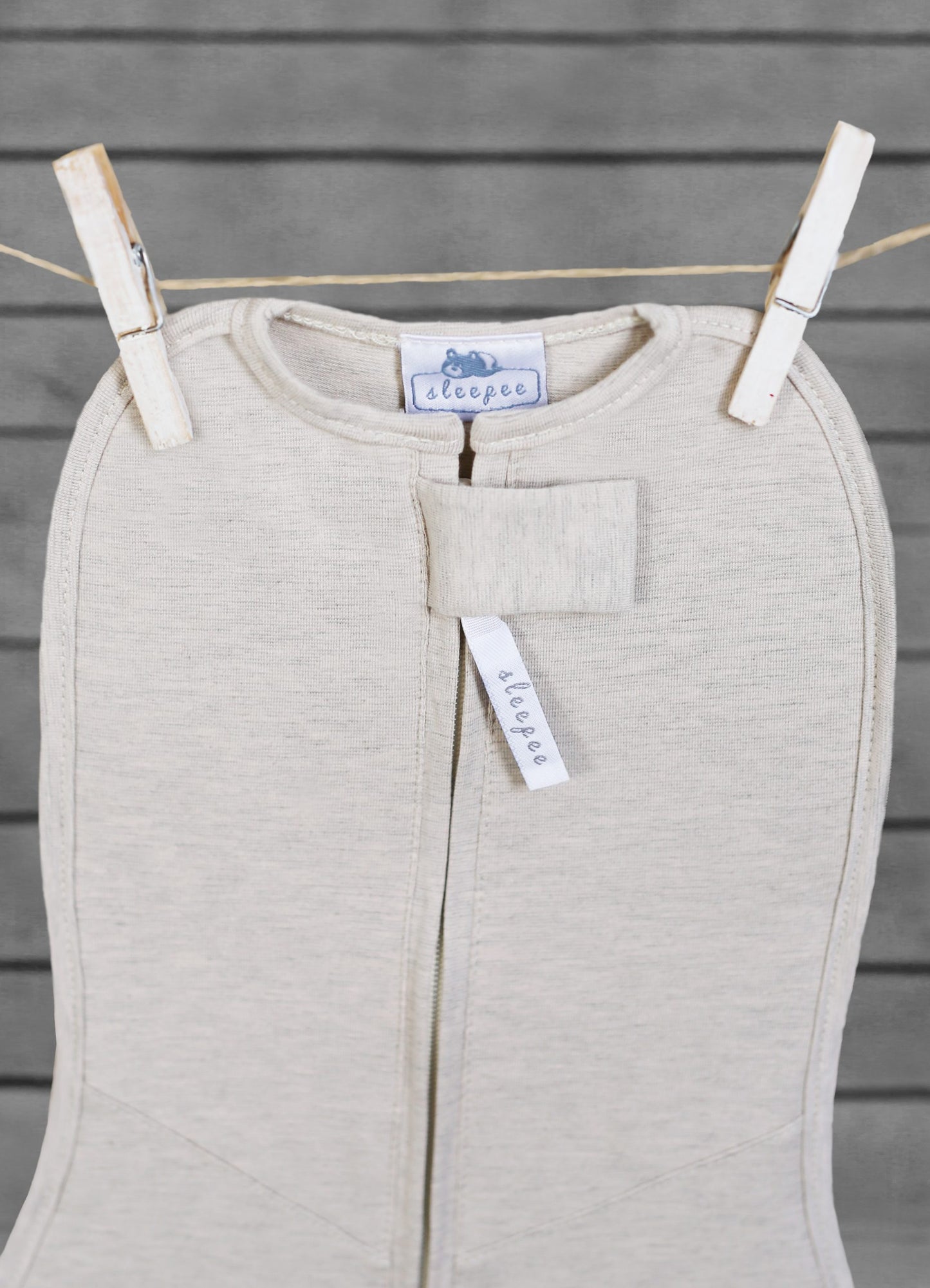 Saculet Swaddle Nou Nascut Sleepee First Step cu Caciulita, Bumbac 92% + Elastan, 3-6.5 kg, Bej