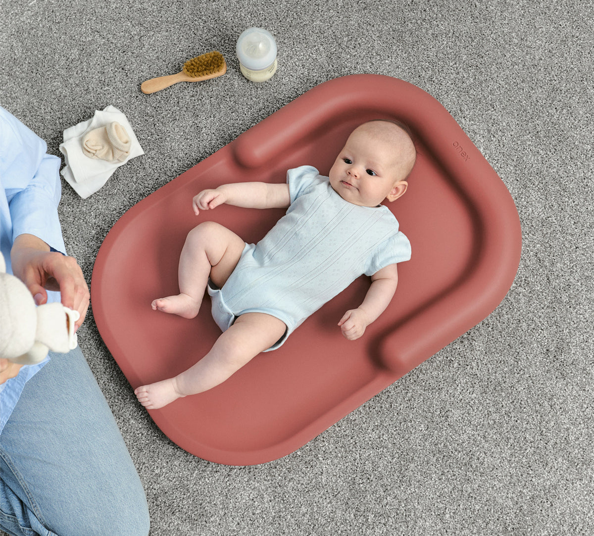 Saltea de infasat Anex Tumi Ginger - utilizare la schimbatul scutecului