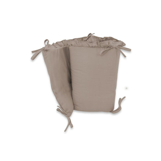 Apărătoare pentru Pătuț MimiNu 180x30 cm Royal Mocha | Bumbac Oeko-Tex | Cu Volanase și Panglici