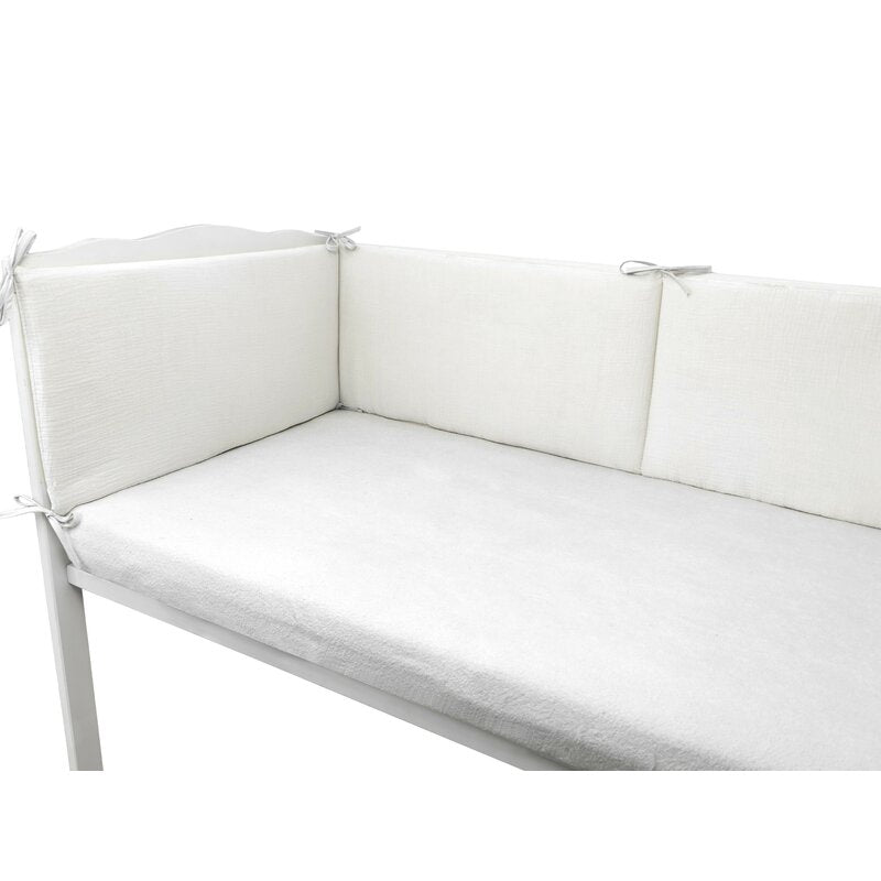Apărătoare pătuț Qmini muselină 180x30 cm, Crem – prezentare produs