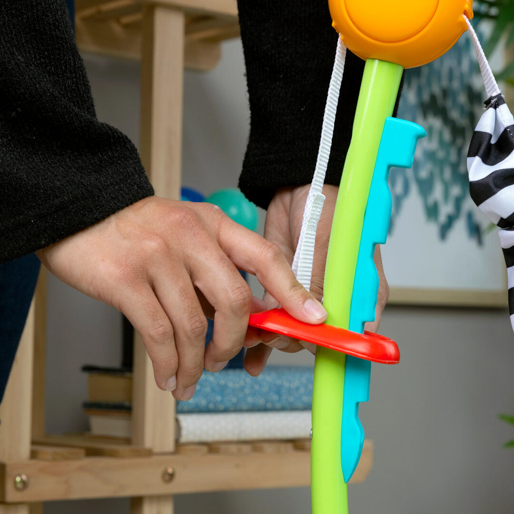 Centru de activități Baby Einstein Curiosity Cove 2 în 1 – imagine de prezentare 6
