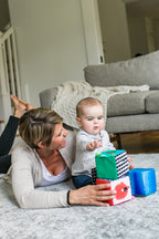 Cuburi moi Baby Einstein Explore & Discover, 4 piese – imagine de prezentare 8