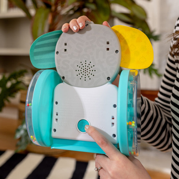 Jucărie interactivă Baby Einstein Chase & Tap Earl – imagine de prezentare 2