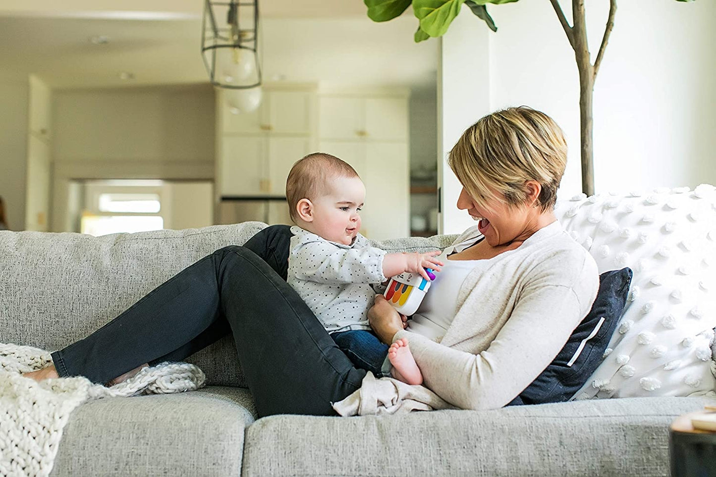 Baby Einstein - Jucarie mini pian din lemn Hape Magic