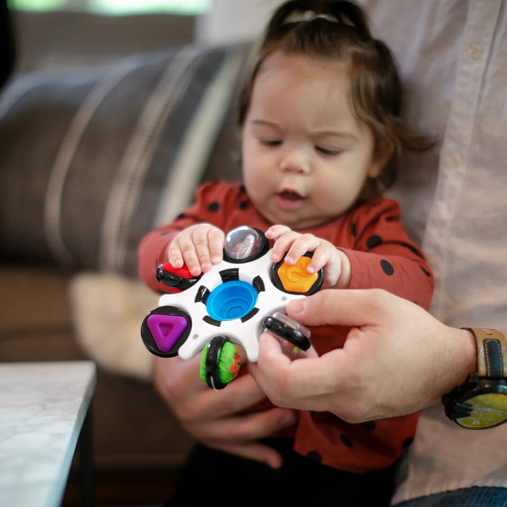 Jucărie senzorială Baby Einstein Curiosity Clutch – imagine de prezentare 10