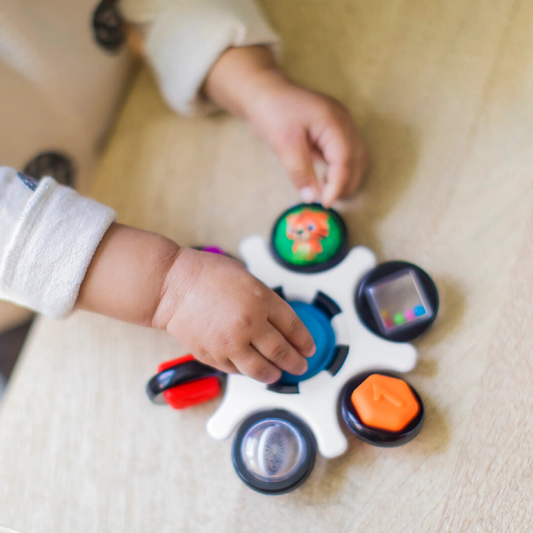 Jucărie senzorială Baby Einstein Curiosity Clutch – imagine de prezentare 9