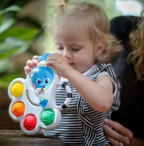 Jucărie de dentiție Baby Einstein Opus cu zornăitoare – imagine de prezentare 9