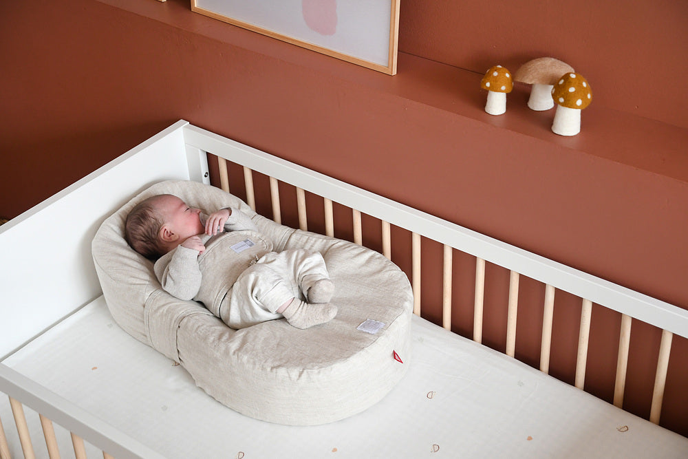 Baby nest ergonomic Red Castle Cocoonababy 10   LInen Natural