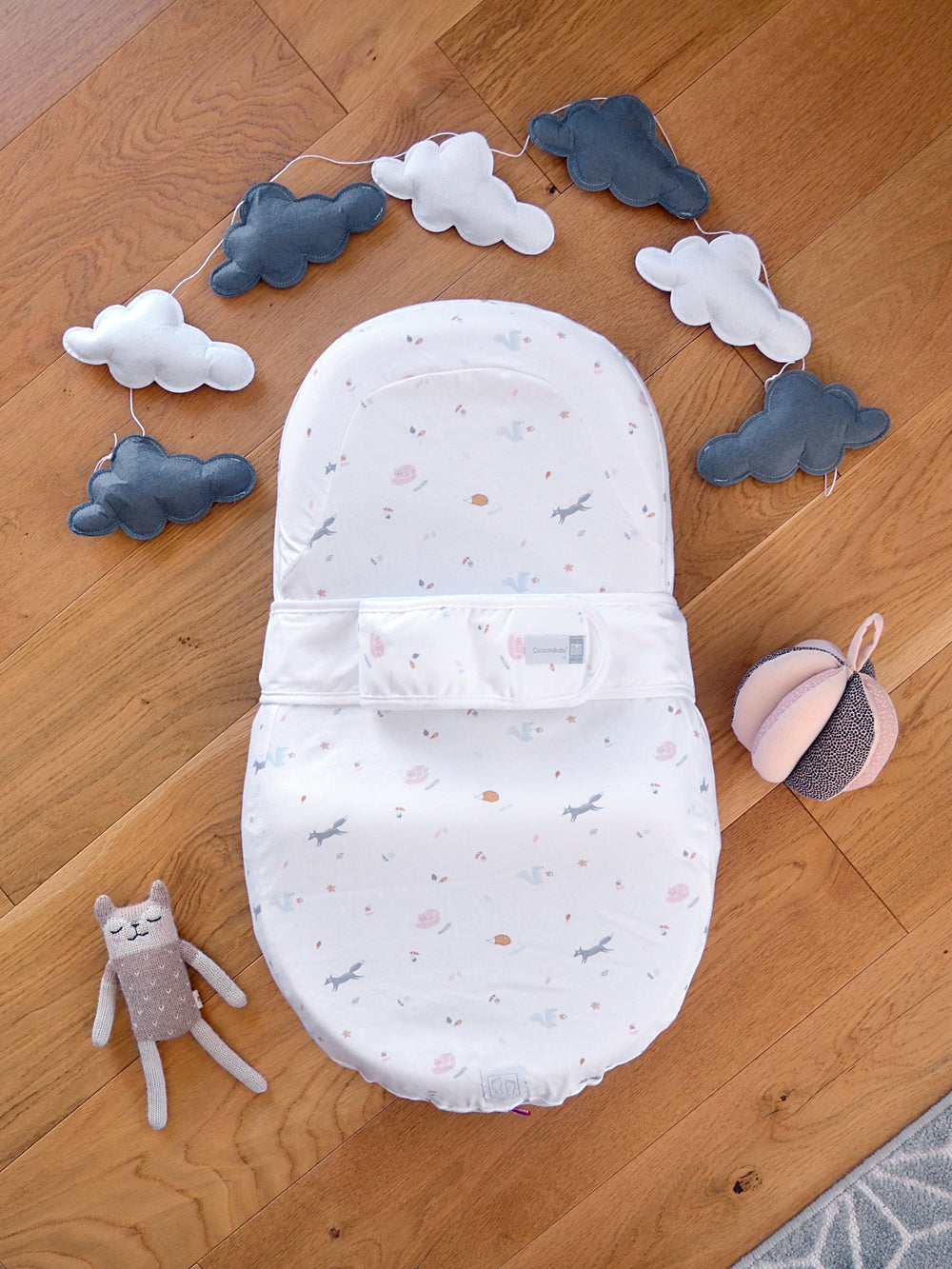 Baby Nest Ergonomic Red Castle Cocoonababy Happy Fox