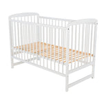 Pătuț BabyNeeds Ola 120x60 cm alb – somiera din lamele fără saltea