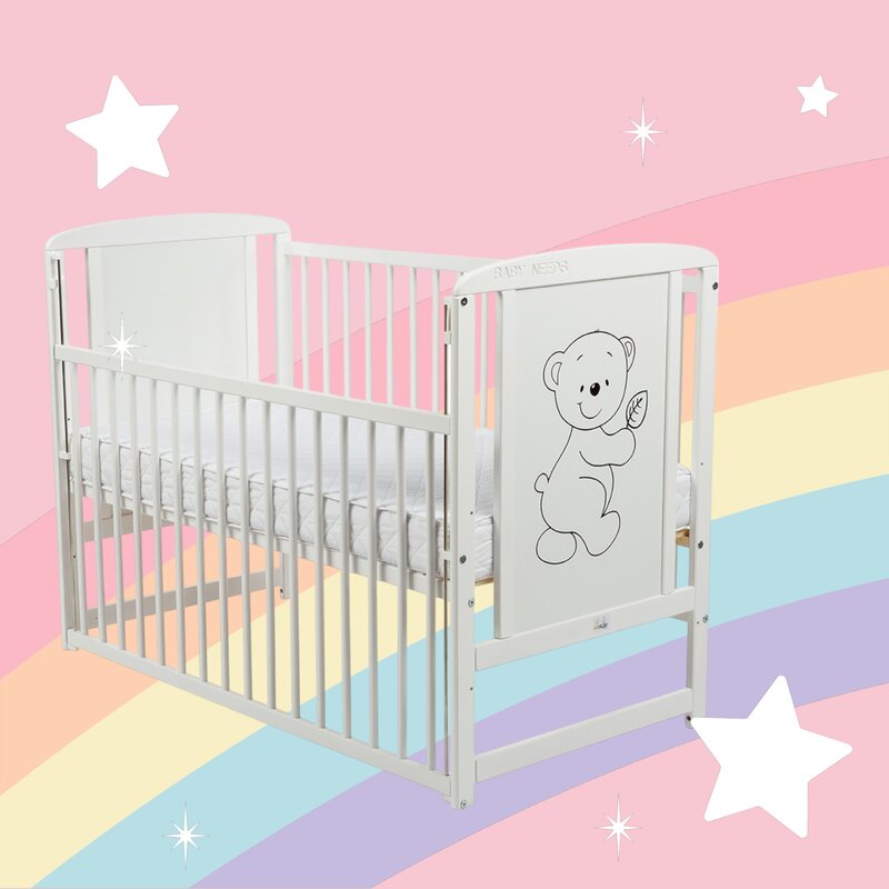 Pătuț BabyNeeds Timmi 120x60 cm alb – pătuț pe fundal roz cu stele și curcubeu