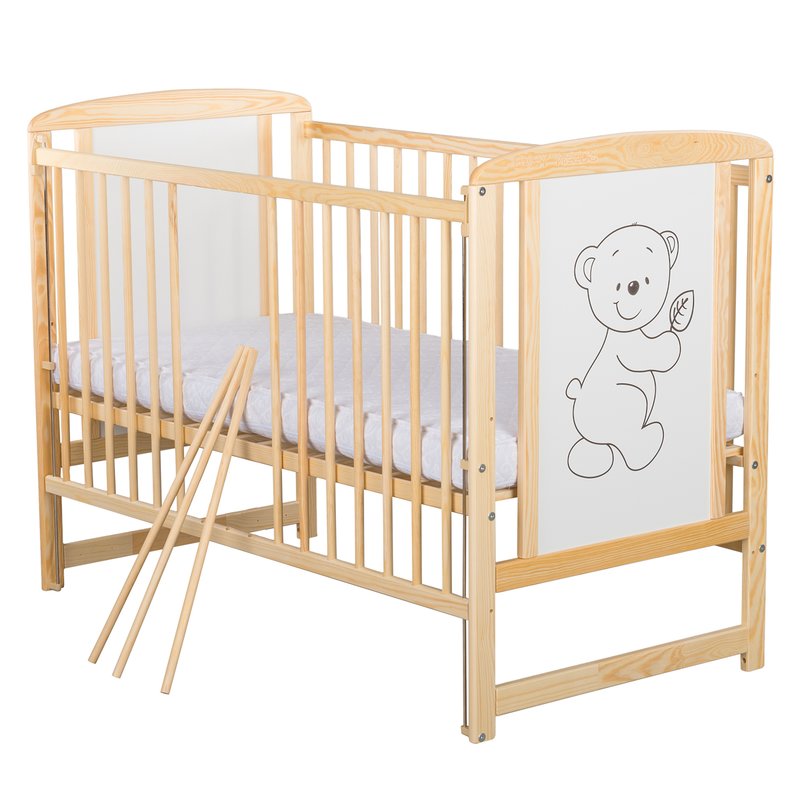 Patut din lemn bebe, 120x60 cm, Cu laterala culisanta, Din lemn de pin si mdf, Stabil si rezistent, Inaltime saltea reglabila pe 3 nivele, Laterala cu 3 bete detasabile, EN716-1, EN716-2, Natur, Babyneeds, Timmi