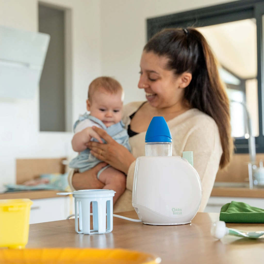 Incalzitor de biberoane si borcane Badabulle Easy+ Pastel pentru casa