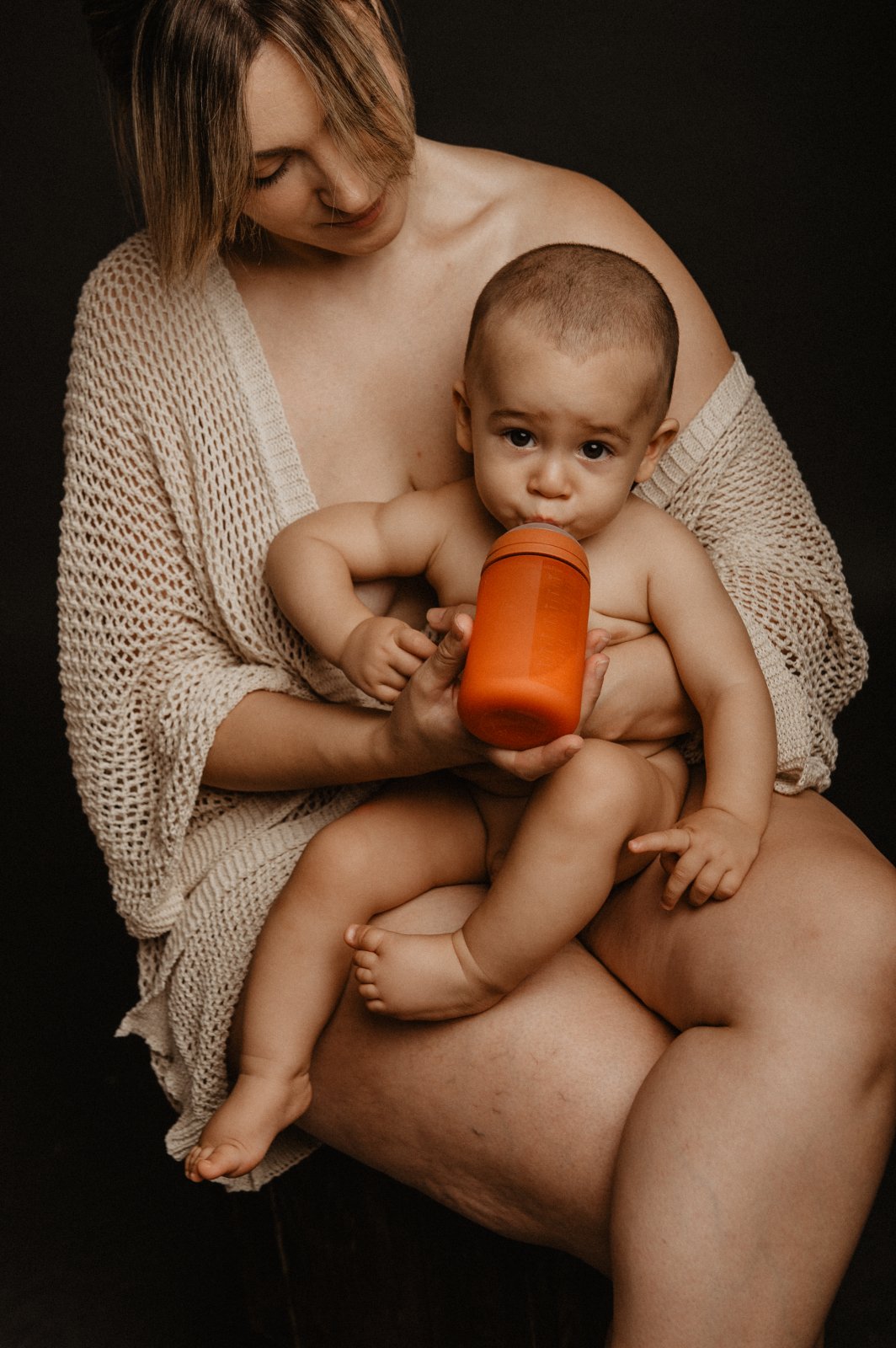 Biberon anticolici din silicon Suavinex Colour Essence 240 ml cu tetina SX Pro