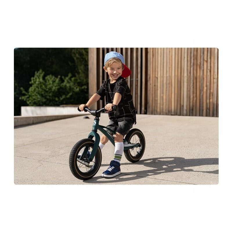Bicicleta fara pedale, Lionelo, Bart Air, Usoara, Cu roti gonflabile, Cu cadru din magneziu, Cu ghidon si sa reglabile, Greutate 3.8 Kg, 12 inch, Conform cu standardul european de securitate EN71, Green Forest