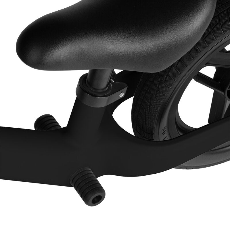 Bicicleta fara pedale, Lionelo, Toni, Cu ghidon si sa reglabile, Ultra usoara, 2.8 Kg, 18 luni+, Sustine 30 kg, Conform cu standardul EN71-1/2/3, Certificata TUV SUD, Portocaliu