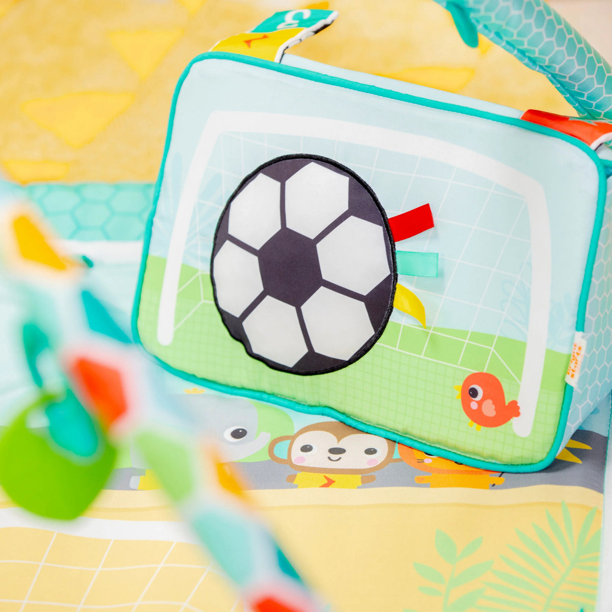 Bright Starts Salteluta de activitati Grip and Kick Oball