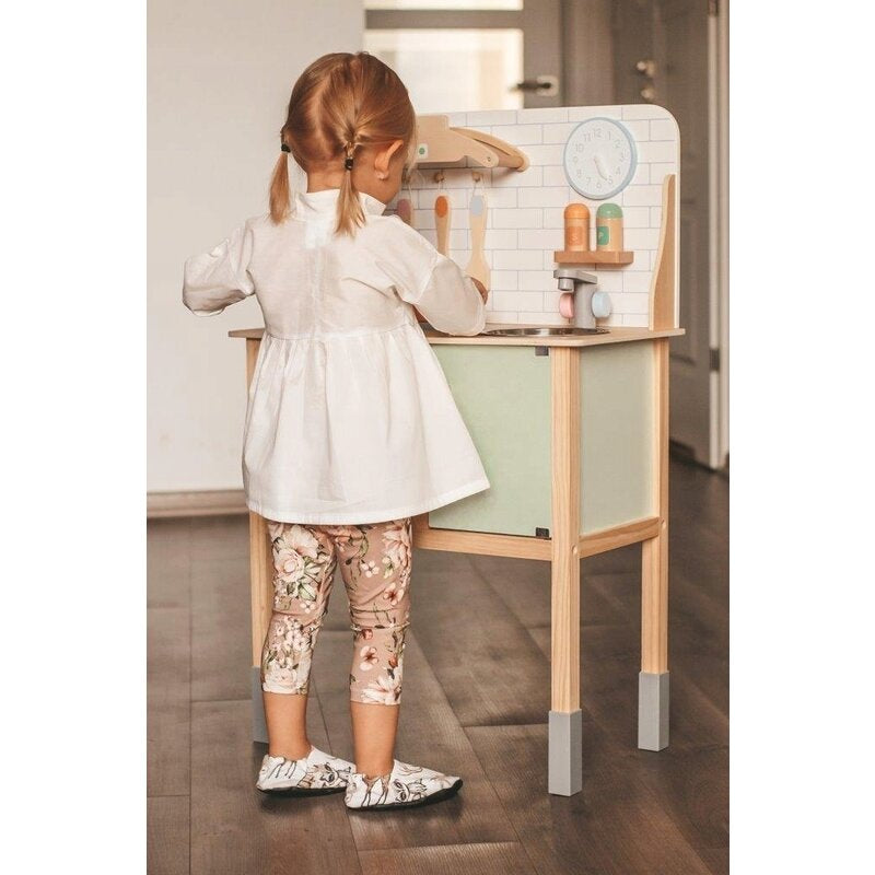 Bucatarie copii, Joueco, Din lemn certificat FSC, Cu accesorii, Reglabila pe inaltime, 86x56 cm, 3 ani+, Multicolor