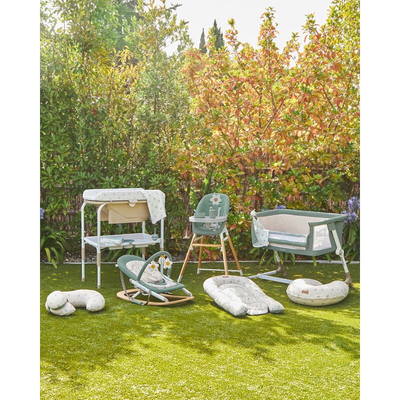 Cadita de baie cu suport, Jane, Flip Cu 2 pozitii anatomice, Cu masuta de infasat, Cu tavita si compartimente pentru accesorii, Conform cu standardele europene EN 17072:2018EN 12221:2008+A1:2013, Iris
