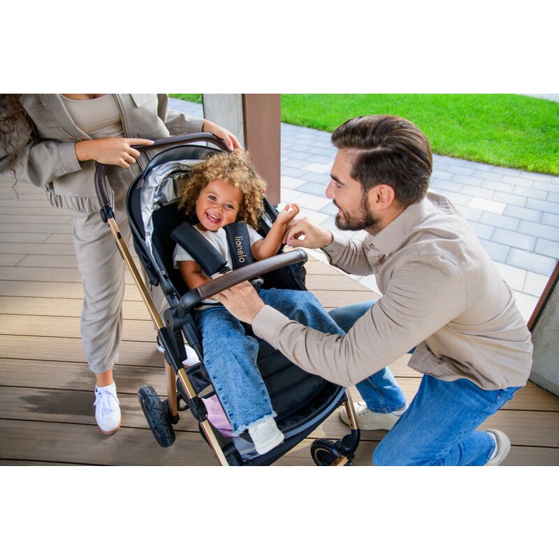 Carucior 2 in 1, Lionelo, Amber, Cadru aluminiu, Cu landou intarit si salteluta moale, Reversibil, Maner ajustabil, Huse pentru picioare, ploaie, Plasa de tantari, Geanta parinti, Pana la 22 kg, EN1888-1, EN1888-2, EN1466, Bej