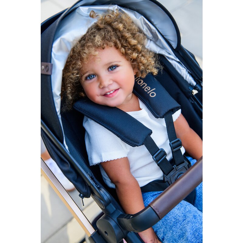 Carucior 2 in 1, Lionelo, Amber, Cadru aluminiu, Cu landou intarit si salteluta moale, Reversibil, Maner ajustabil, Huse pentru picioare, ploaie, Plasa de tantari, Geanta parinti, Pana la 22 kg, EN1888-1, EN1888-2, EN1466, Bej