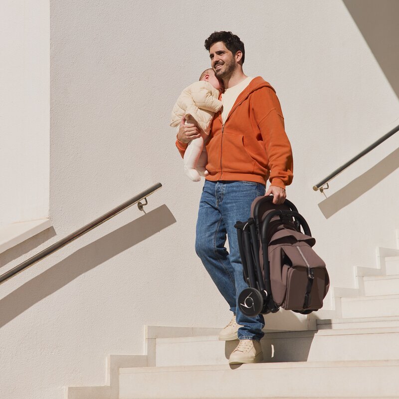 Carucior 2 in 1, Lionelo, Sia Flex, 7.6 kg, Include landou pliabil pe cadru, Ultracompact, Pliere rapida cu o mana, Copertina UPF50+, Cu accesorii incluse, 0-48 luni, Sustine 22 kg, Bej