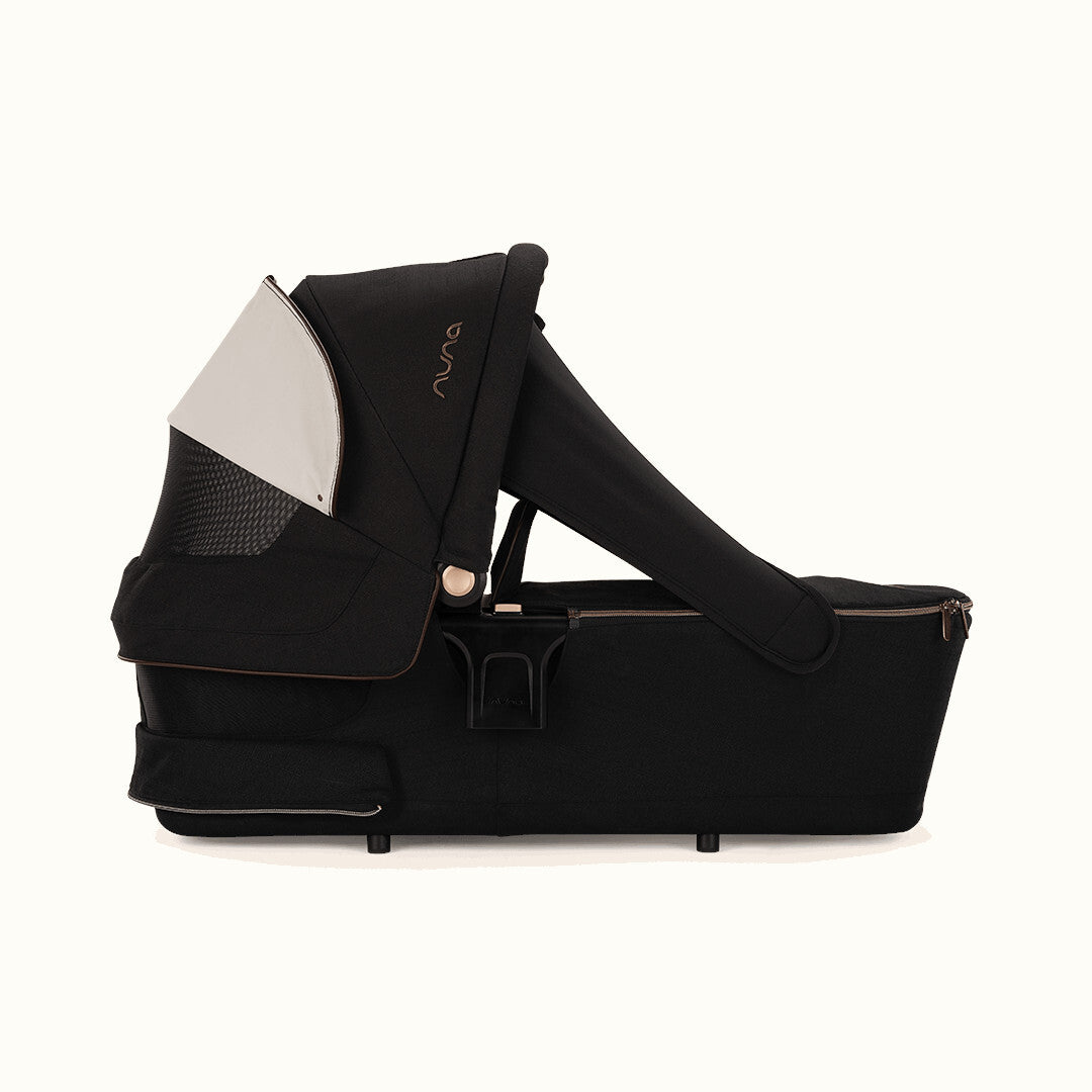 Pachet carucior 3 in 1 Nuna Ixxa cu scoica Pipa urbn
